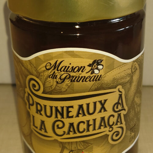 bocal de 500ml de pruneaux à la cachaça